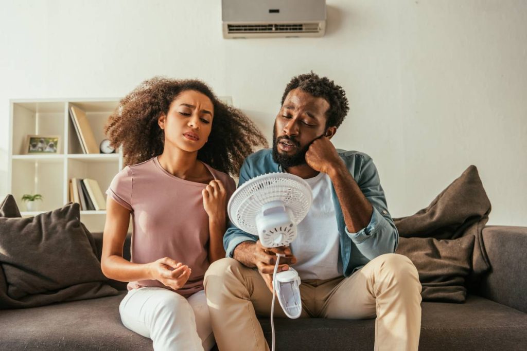 7 Smart Ways to Keep Your Home Cool in Summer Without Blowing the Power Bill